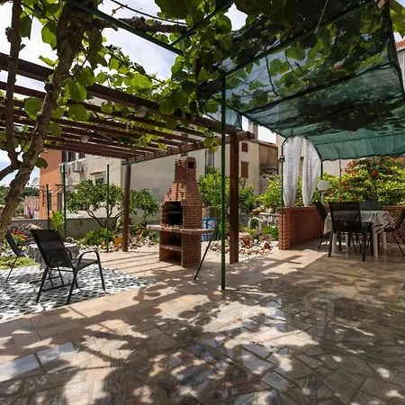 Апартаменты Lina 1