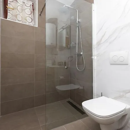Lina 1 Apartamento